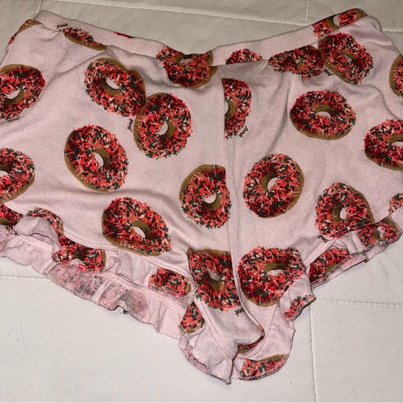 VS Pink donut shorts-SZ SMALL - Picture 2 of 3